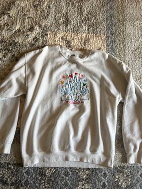 walt disney world white crewneck